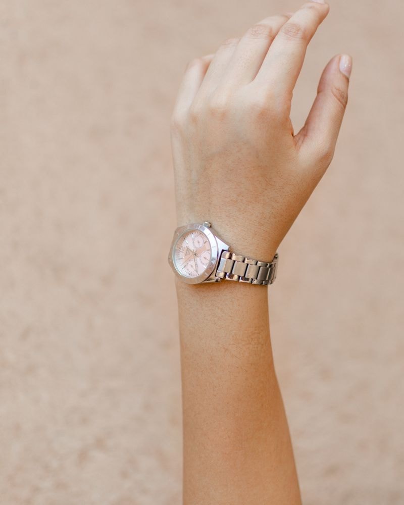 Relógio Feminino Aço Slim Prateado